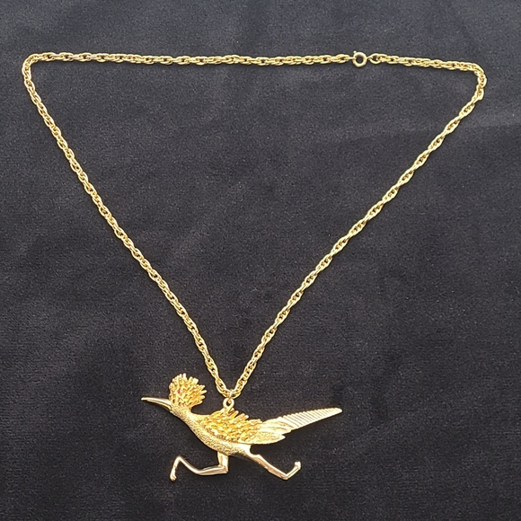Jewelry - 1960s roadrunner necklace